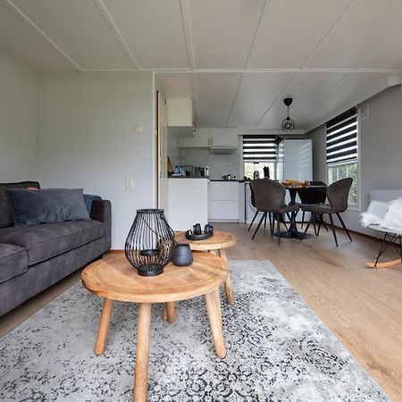 Villa 37, Located In A Quiet & Wooded Area! Oisterwijk Exterior foto